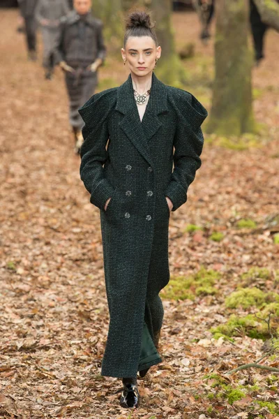 Look 6